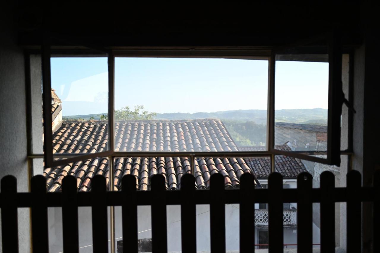 Casa Di Lisa Apartment Ozzano Monferrato Luaran gambar